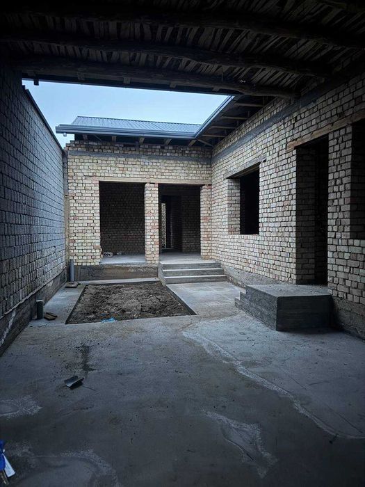 Назарбекда текстилда ховли сотилади. NR494/8