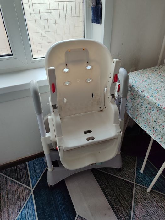 Детский стул для кормления