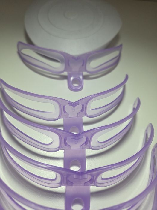 Sablon pentru sprincene