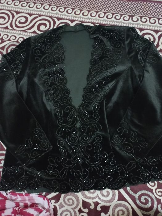 Костюм,таза,әдемі