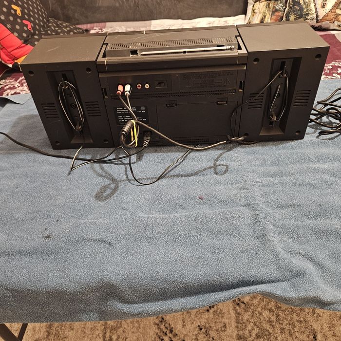 Radio casetofon  funcțional