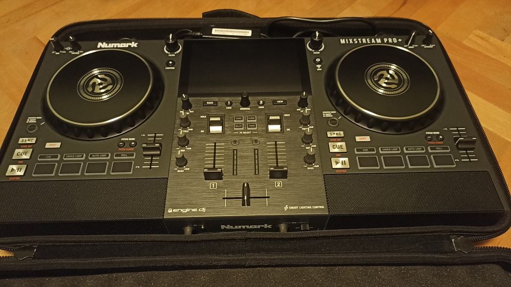 Numark Mixstream Pro Plus