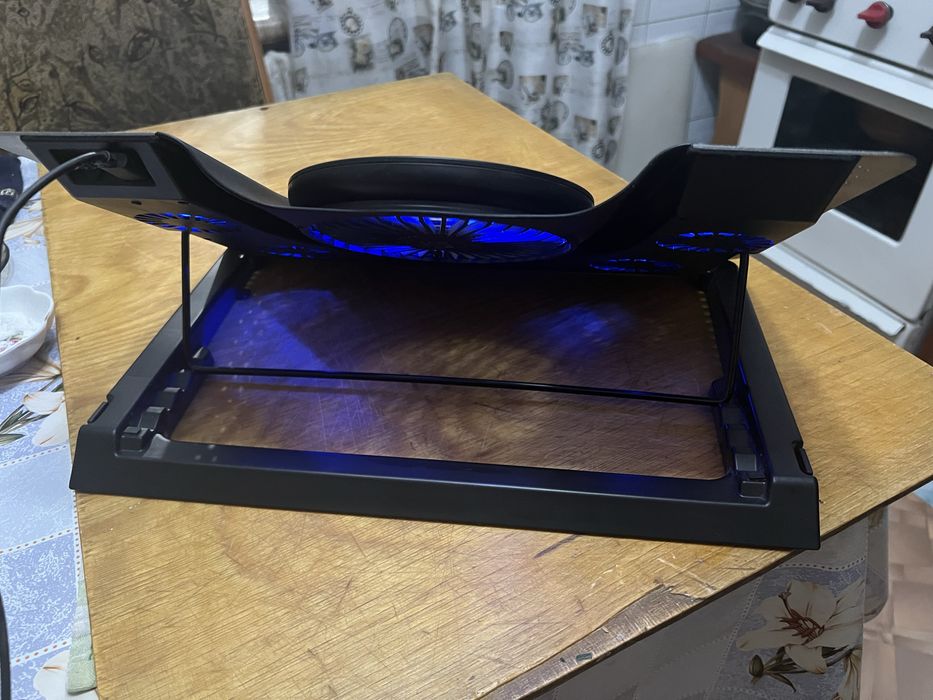 Подставка для ноутбука