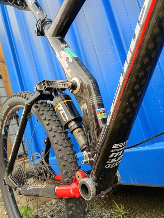 Cadru carbon  Scott Genius pentru roti 26 inch