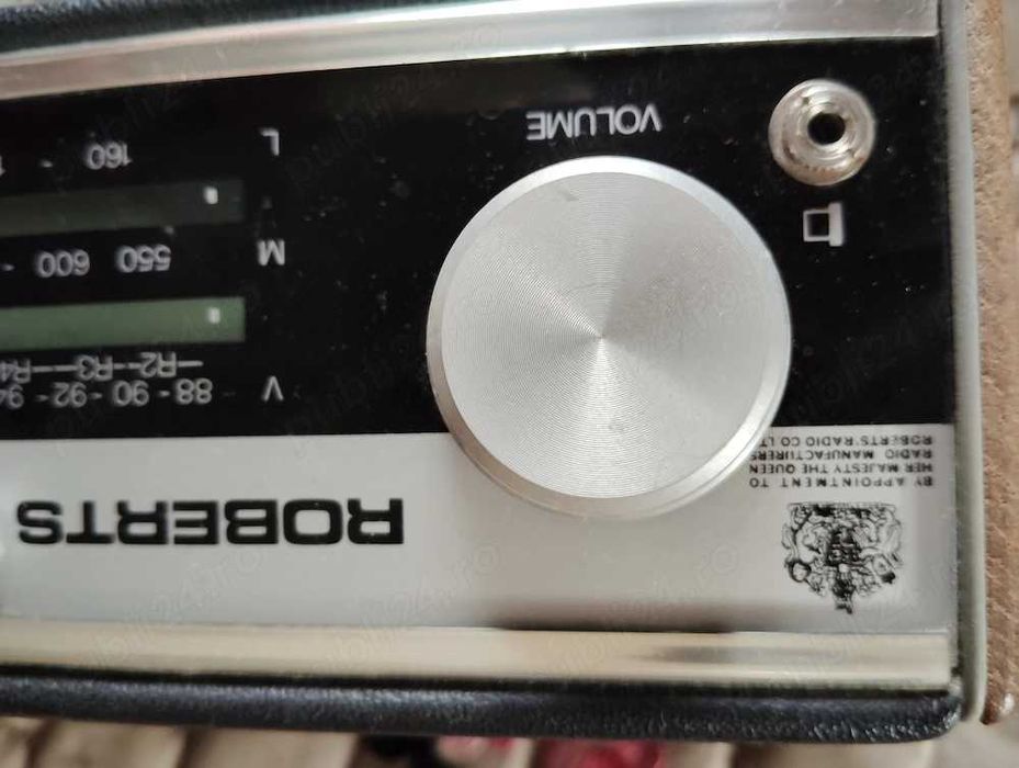 Radio Roberts analog