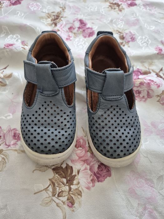 Детски сандали естествена кожа