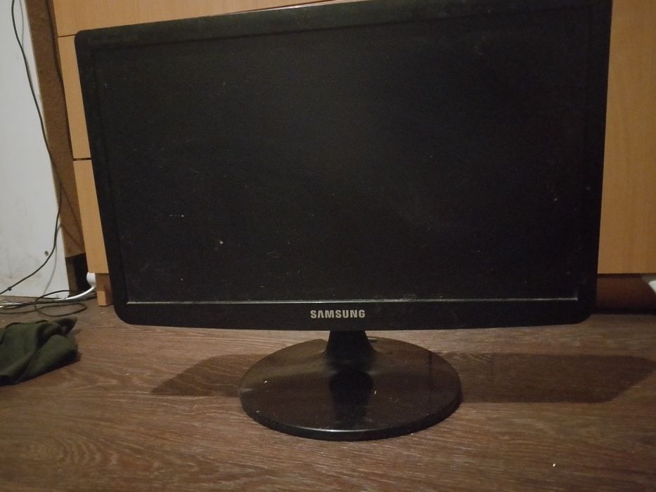 Монитор от самсунг