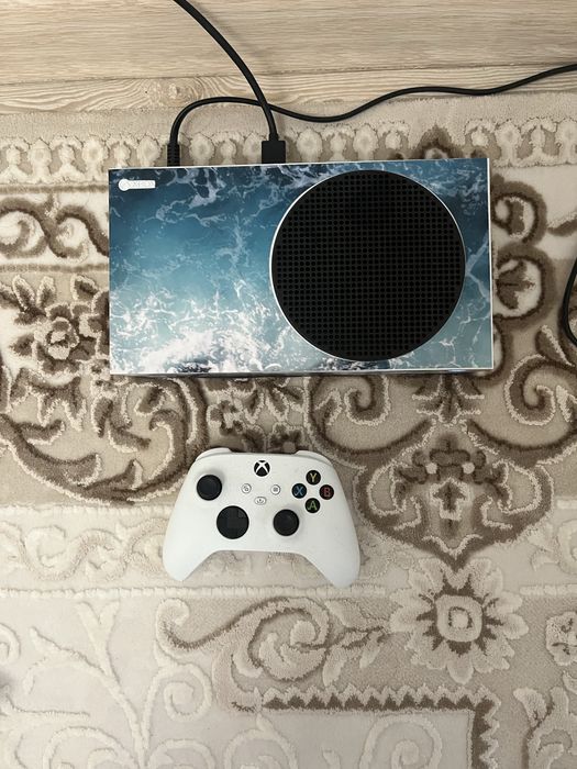 Продаю Xbox series S