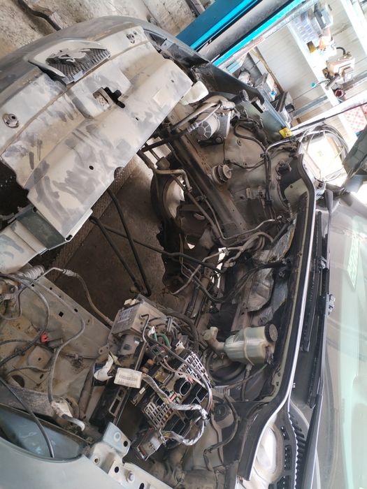 Peugeot 407 2.0hdi 136коня на части