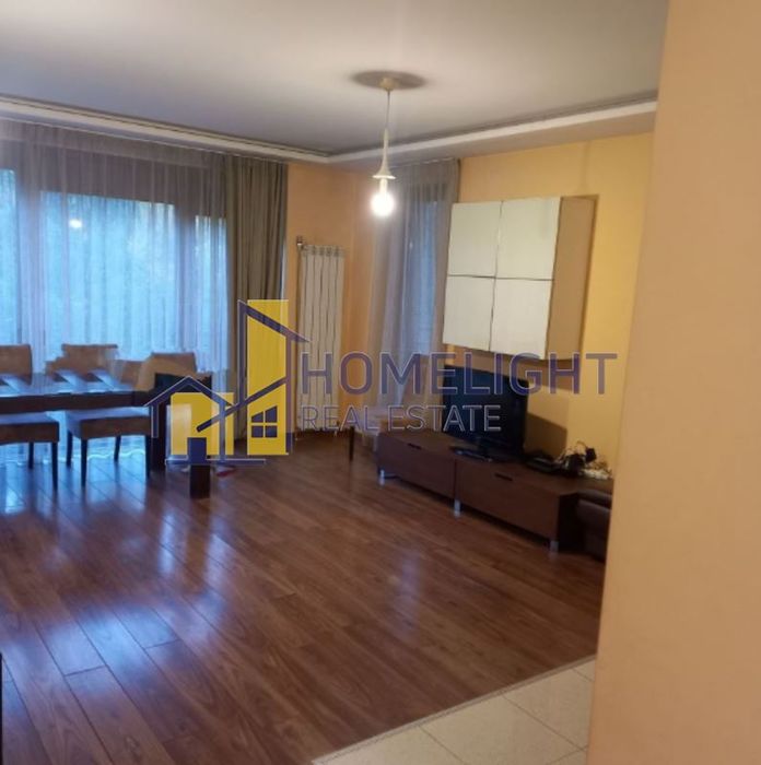 Дава се под наем Тристаен апартамент в София, Витоша - 120 кв.м за 850 € - Снимка #1