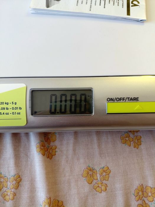 Cantar digital bebeluși, Laica