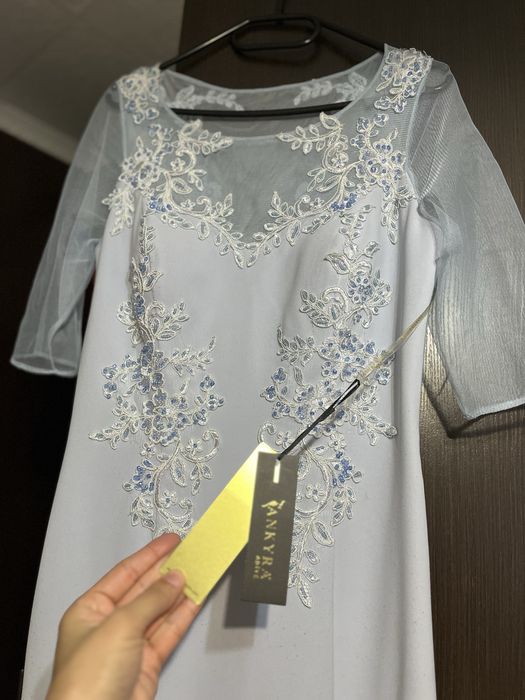 Новое платье красивое