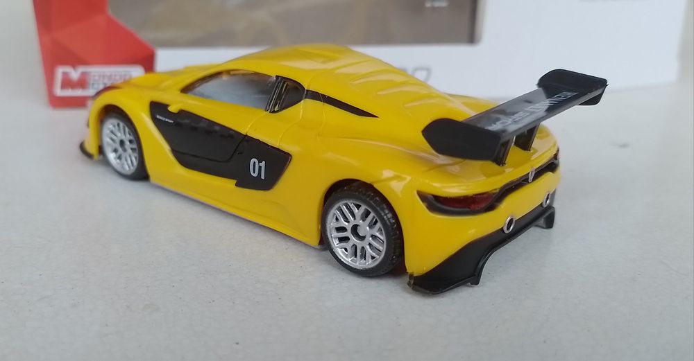 Продавам Renault RS01, мащаб 1/43