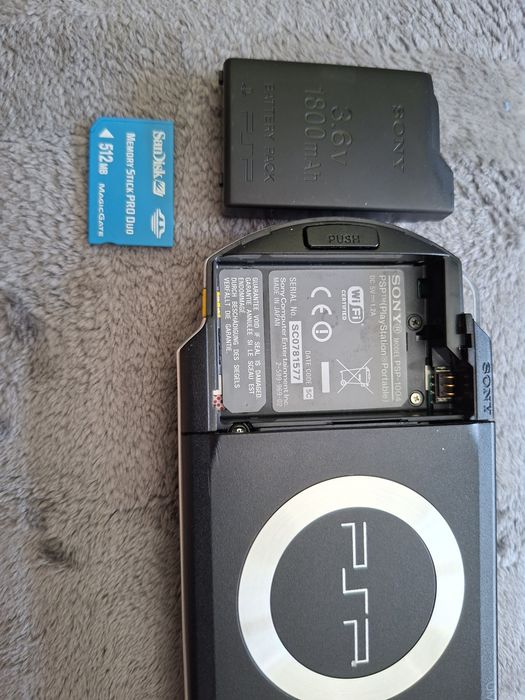 PSP 1  Sony PlayStation mobile