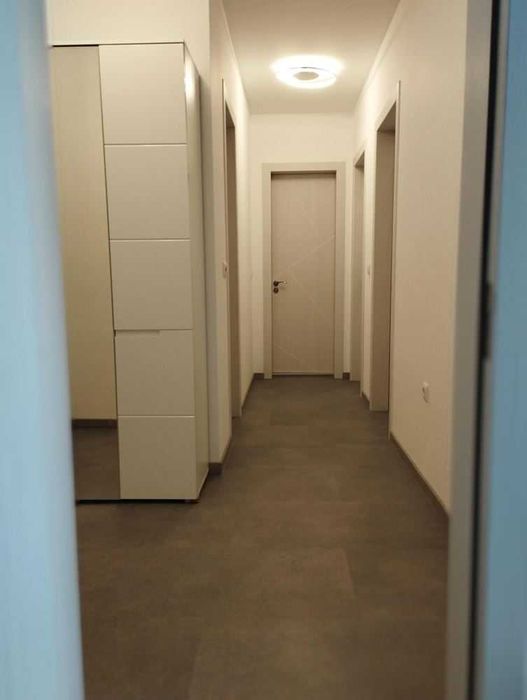 Продава се Тристаен апартамент в София, Люлин 10 - 100 кв.м за 2490 €/кв.м - Снимка #1