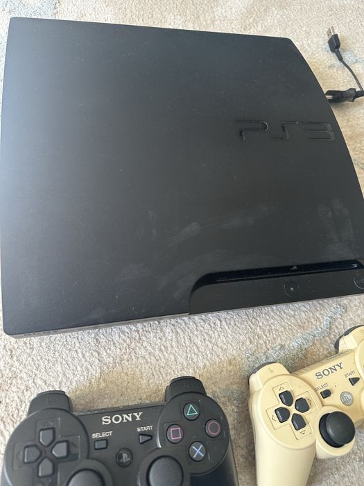 Продается пс 3 , в идеалном состоний , прошитый