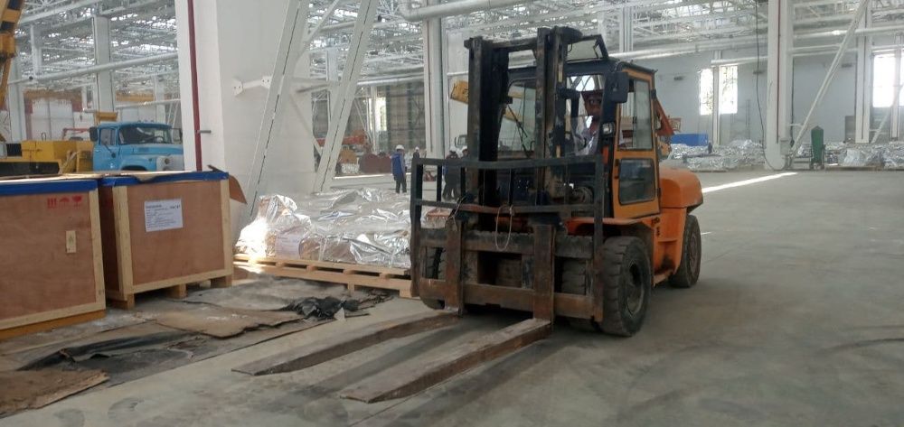 Услуга аренда вилочный погрузчик ( кара )3-5- 7 -10 тонн forklift