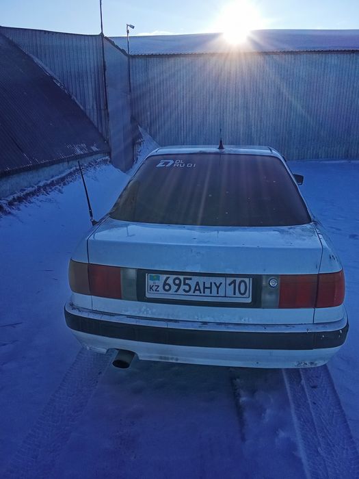 Продам Ауди 80 в4 на ходу 2л моно