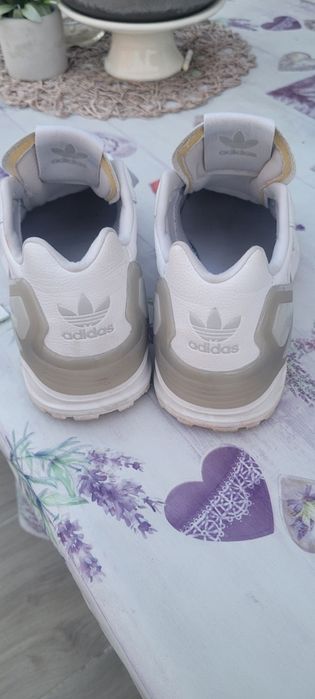 Adidas original 38 бели