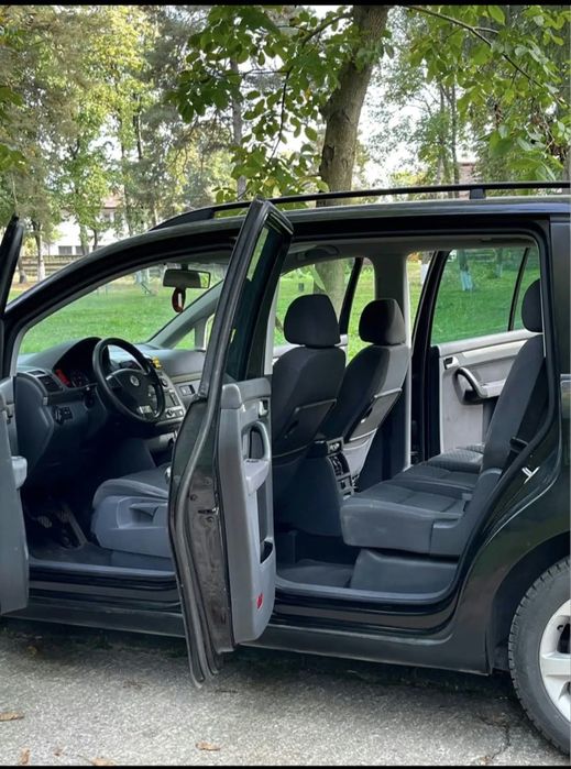 Vand Volswagen Touran 2008 2.0 Tdi