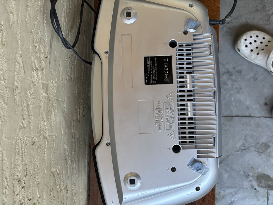 Магнитофон SONY!