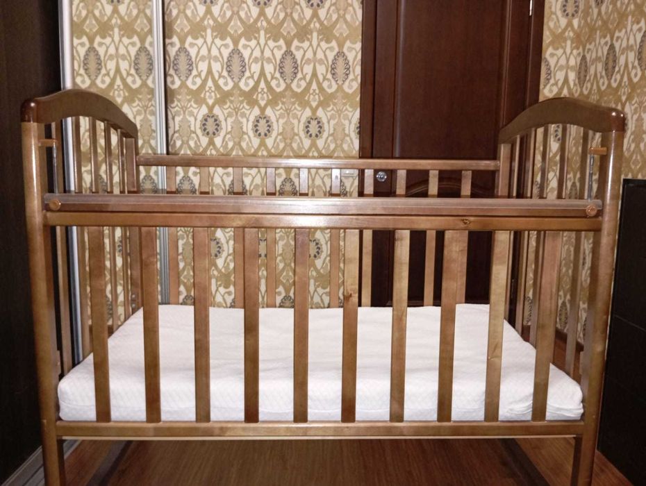 кровать детская деревянная