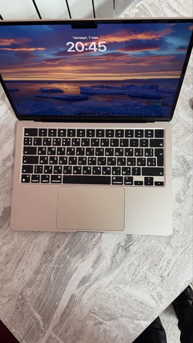 MacBook Air 13.6 М3