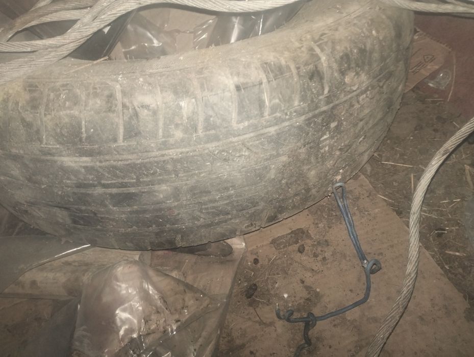 Шины 2 штук в сатпаеве