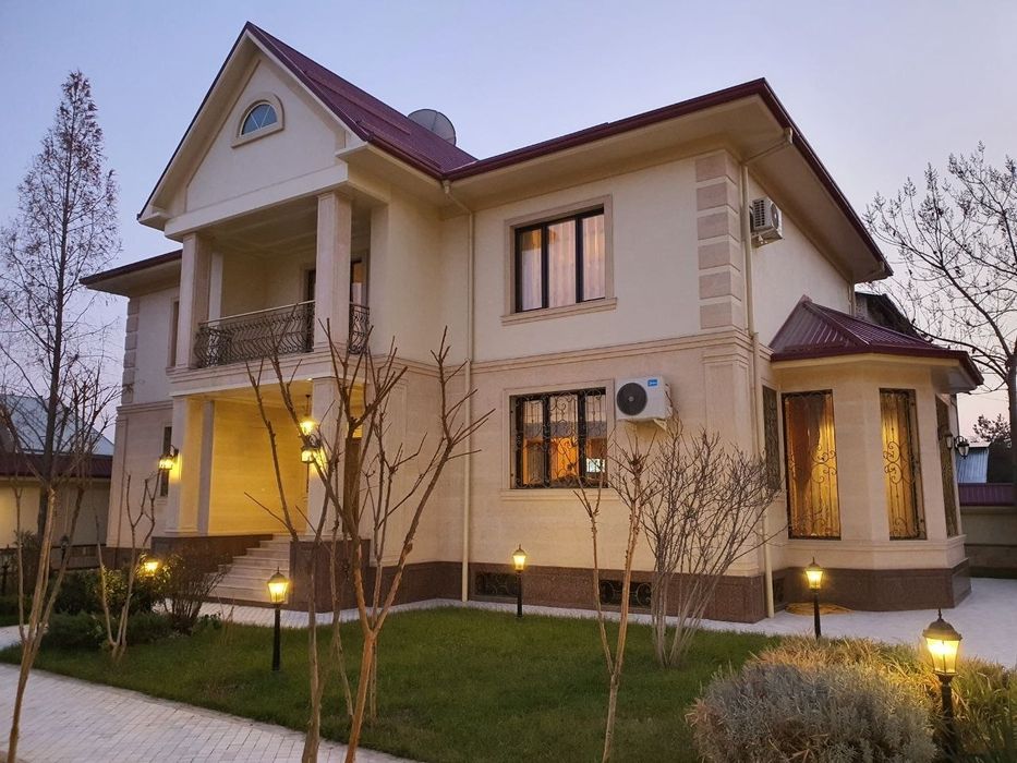 Продается дом, Центр Луначарский, 10-соток