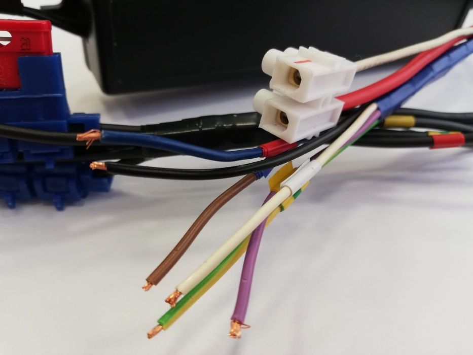 Modul PROFESIONAL UNIVERSAL pentru priza cu 7 pini