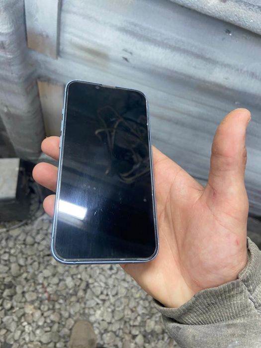 iPhone 14-й 128 ГБ АКБ 86