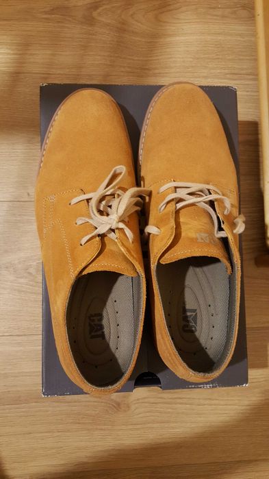 Мъжки обувки от велур Caterpillar /CAT/ - 44 номер