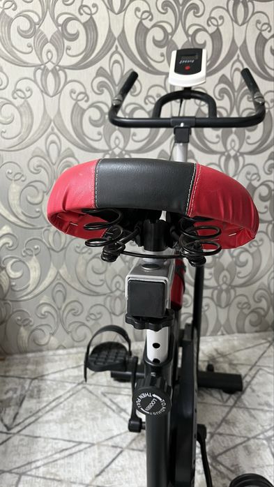 Продам велотренажер