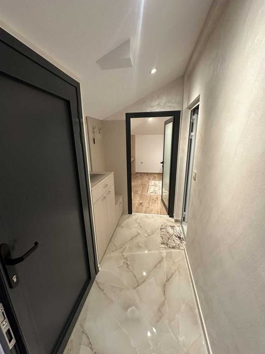 Дава се под наем Двустаен апартамент в Пловдив, Център - 45 кв.м за 348.84 € - Снимка #3