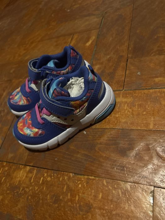 Adidasi marca saucony,copii,marimea 23