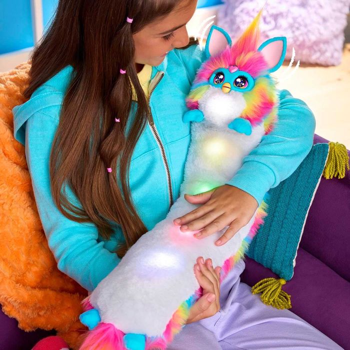 Jucarie interactiva Furby DJ Hasbro plus muzical