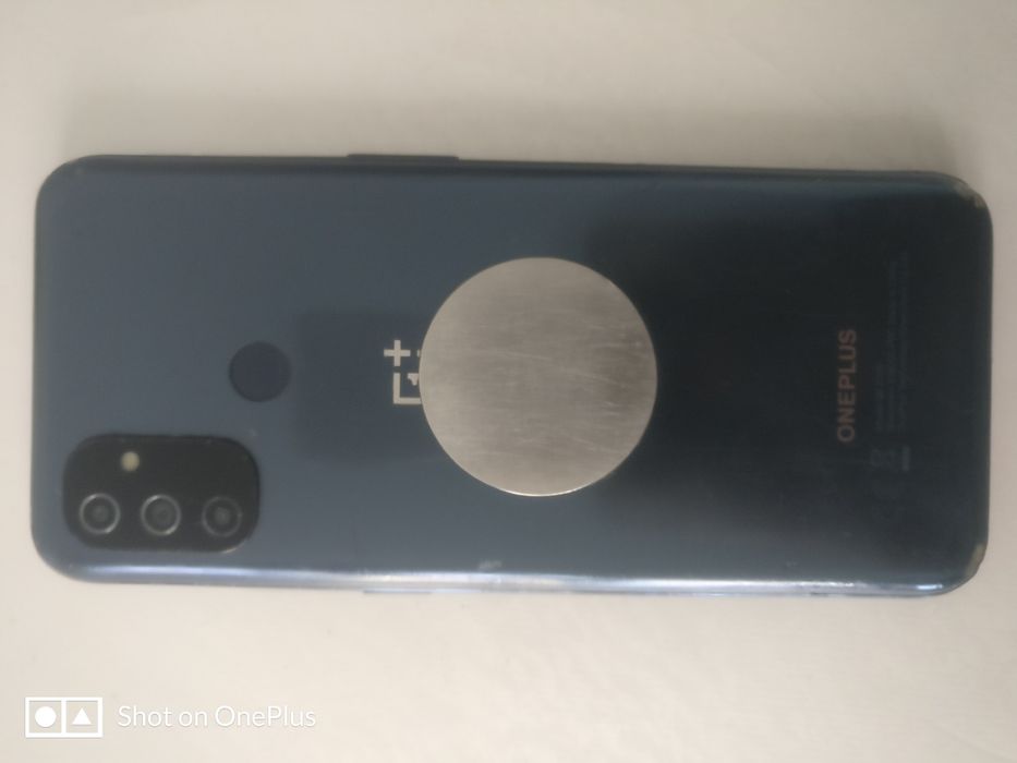 Продам телефон OnePlus