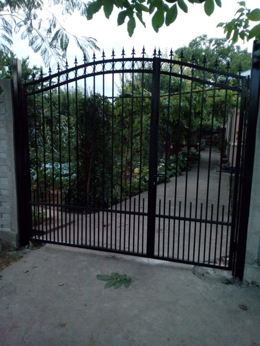 Porți Garduri Balustrazi