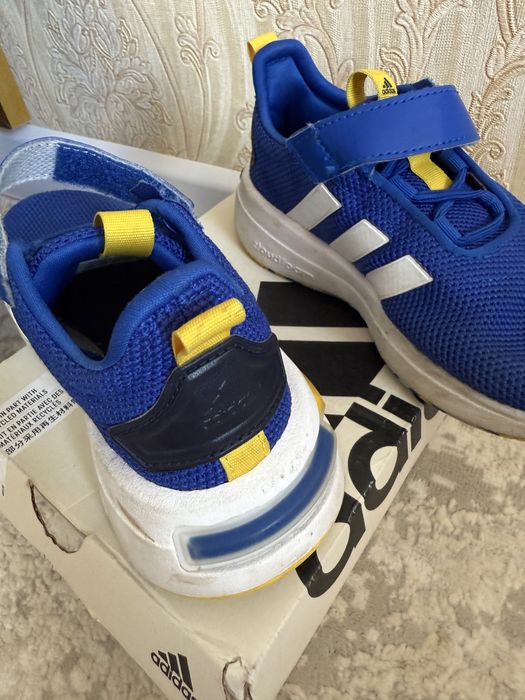 Адидас кросовки 30 размер