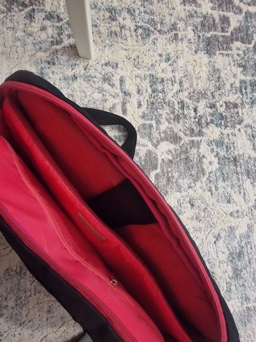 Продам сумку для ноутбука