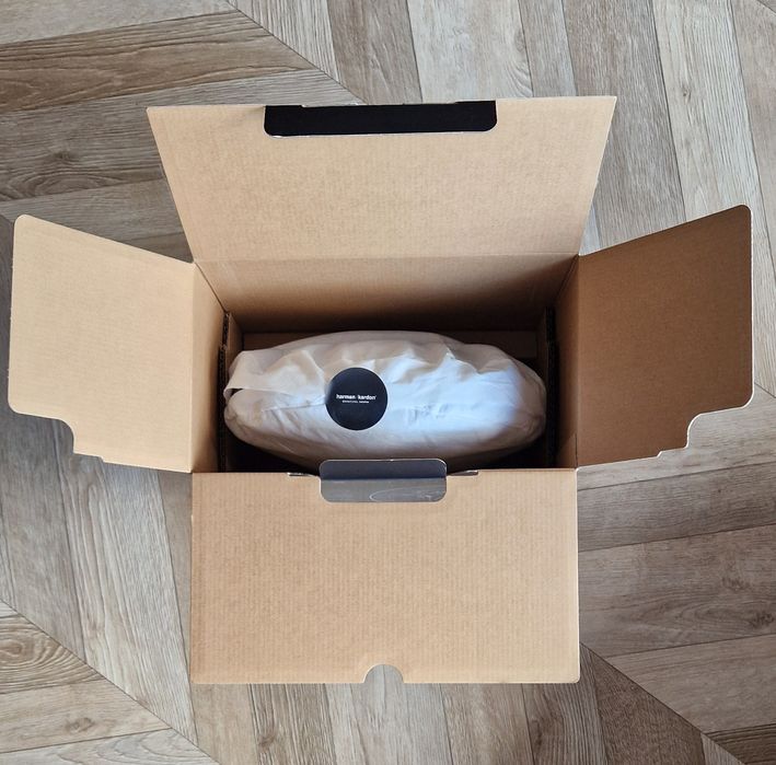 Bluetooth тонколона Harman Kardon Onyx Studio 9