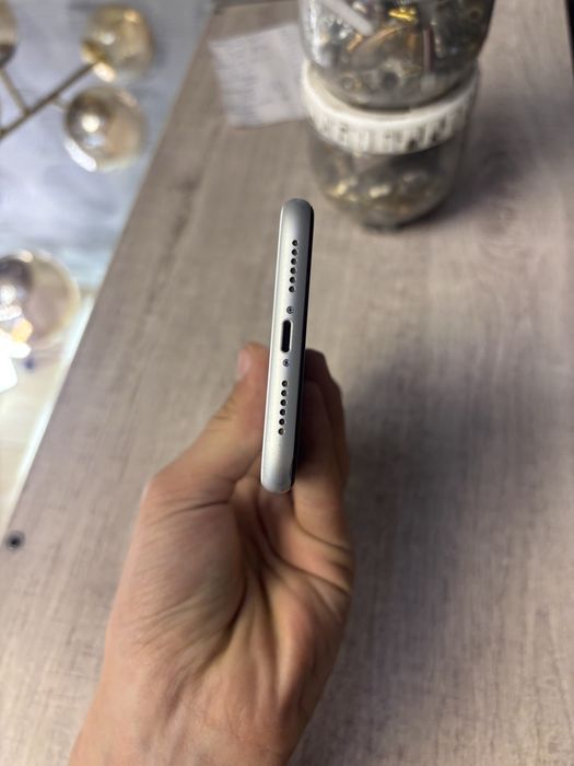 Iphone XR 128gb srocno