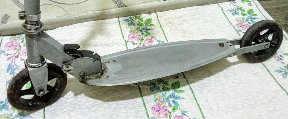 Детский самокат привезён из России