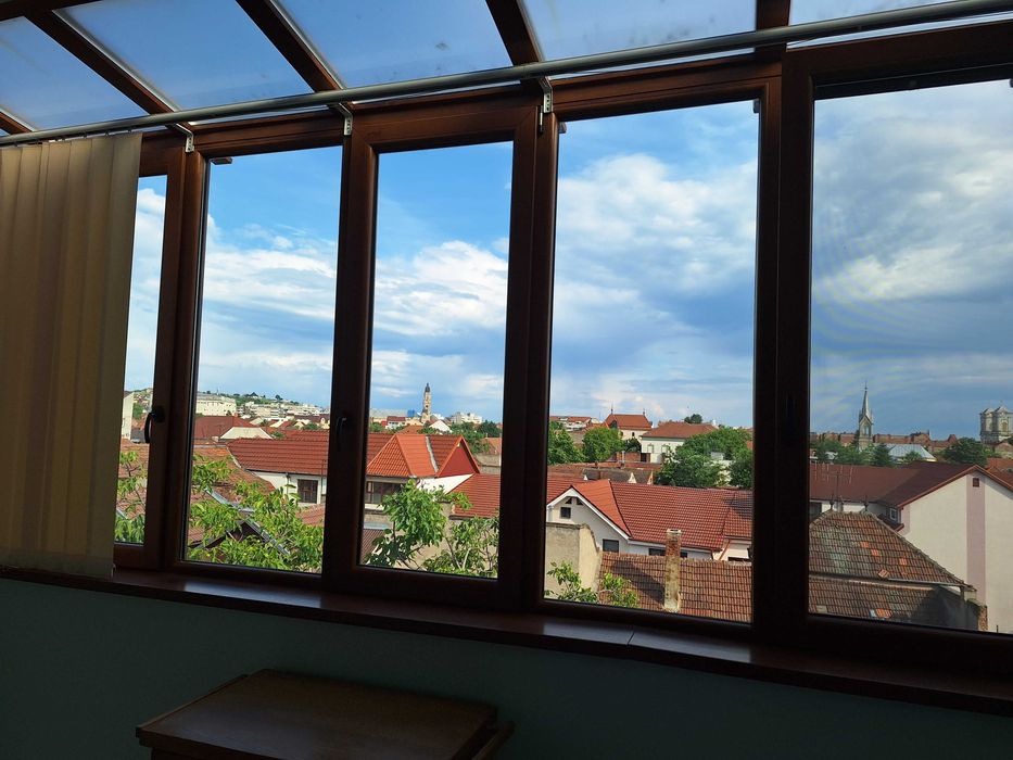 Dau in chirie apartament 3 camere pentru 2 luni ultracentral