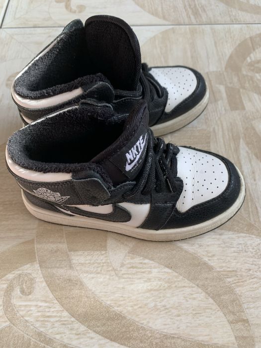 Детска обувь вся за 3000