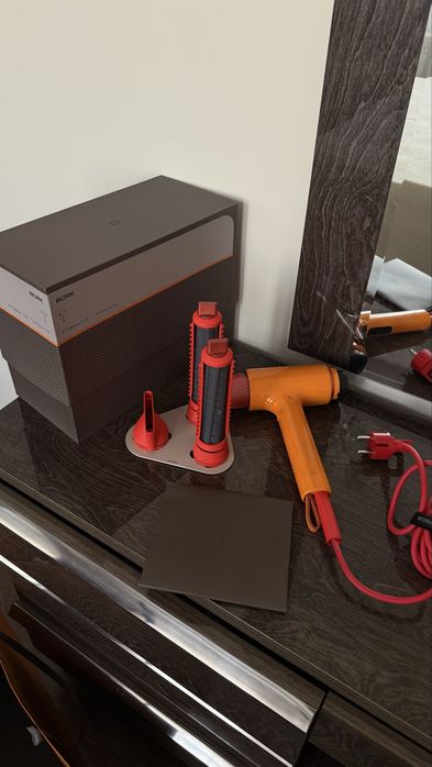 Фен-стайлер BORK