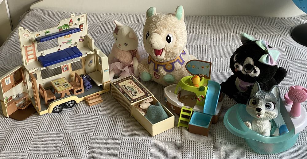 Интерактивни детски играчки в отлично състояние