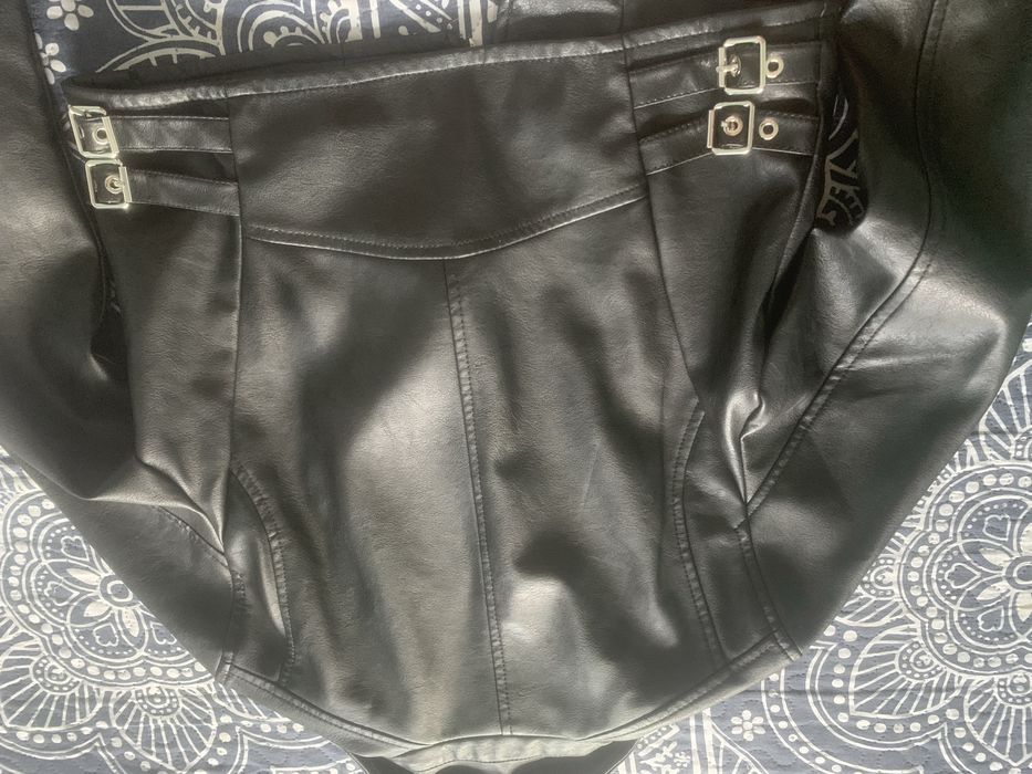 Кож. якета на Bershka