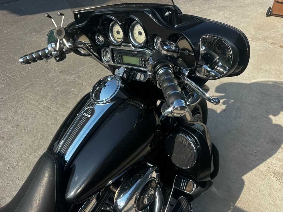 Harley-Davidson Street Glide FLHXI import Canada - posibilitate de finantare