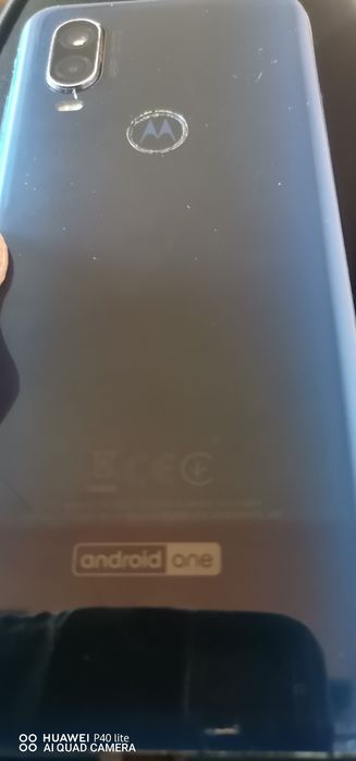 Телефон Motorola one vision